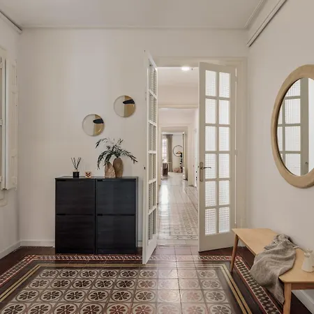 Mirra - 5 Bedrooms And Terrace In Eixample Dreta